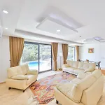 Bohem * Kaş